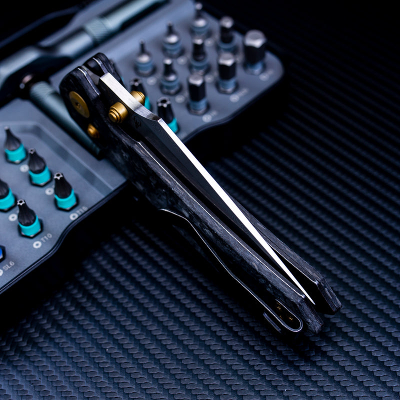 KANSEPT Fenrir Crossbar Lock Knife Shred Carbon Fiber Handle (3.48'' Damascus Blade) Greg Schob Design - K1034V1