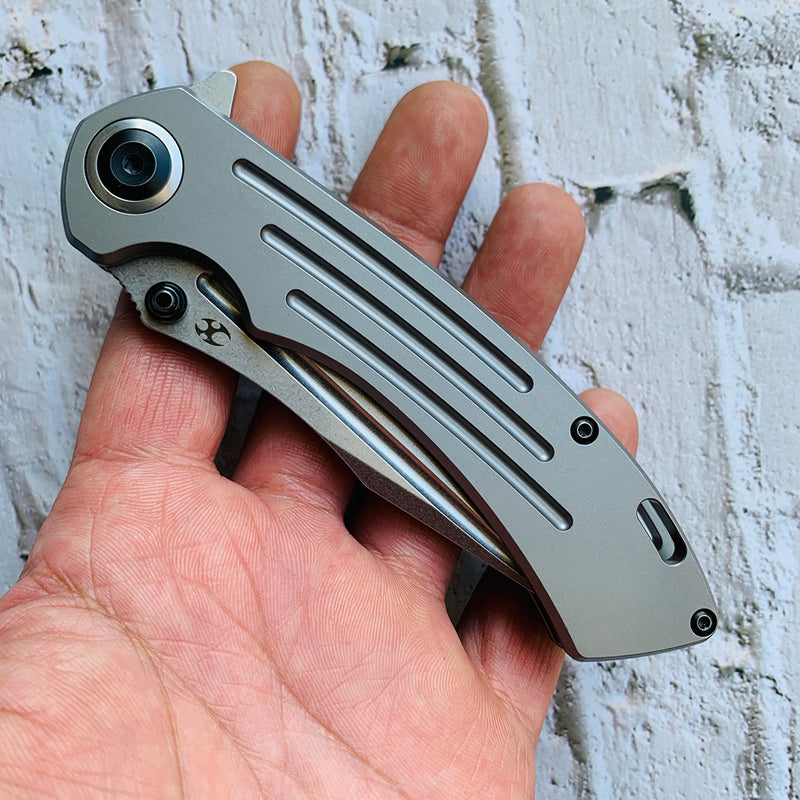 Pretatout K1032A2  Titanium Handle CPM-S35VN Blade with Kmaxrom Design