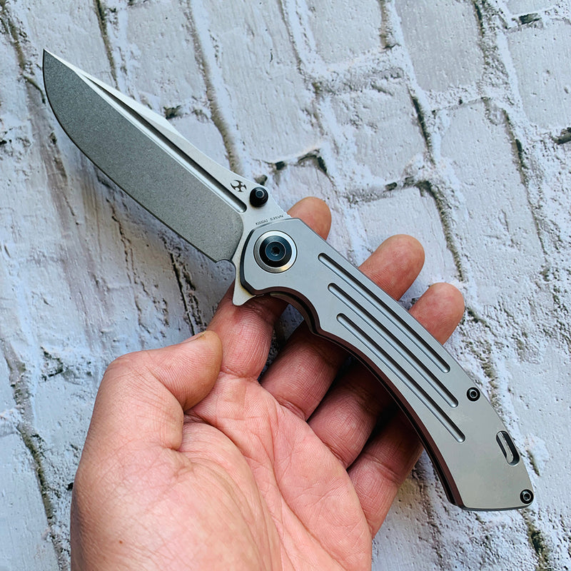 Pretatout K1032A2  Titanium Handle CPM-S35VN Blade with Kmaxrom Design